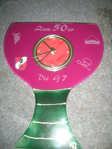 Bilderrahmen, Pokale, Uhren und Geschenke aus Glas